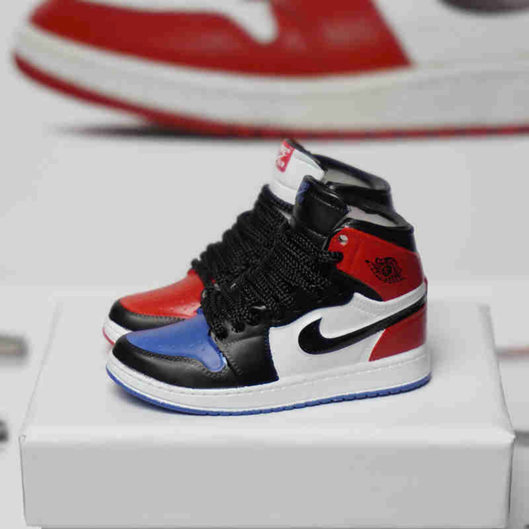 3D Sneaker Keyring Nike | Jordans