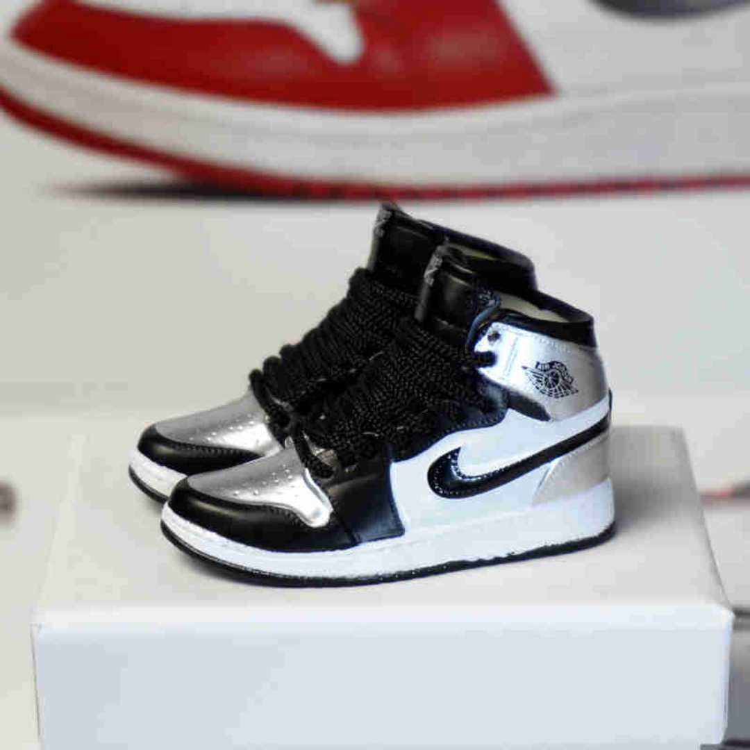 3D Sneaker Keyring Nike | Jordans