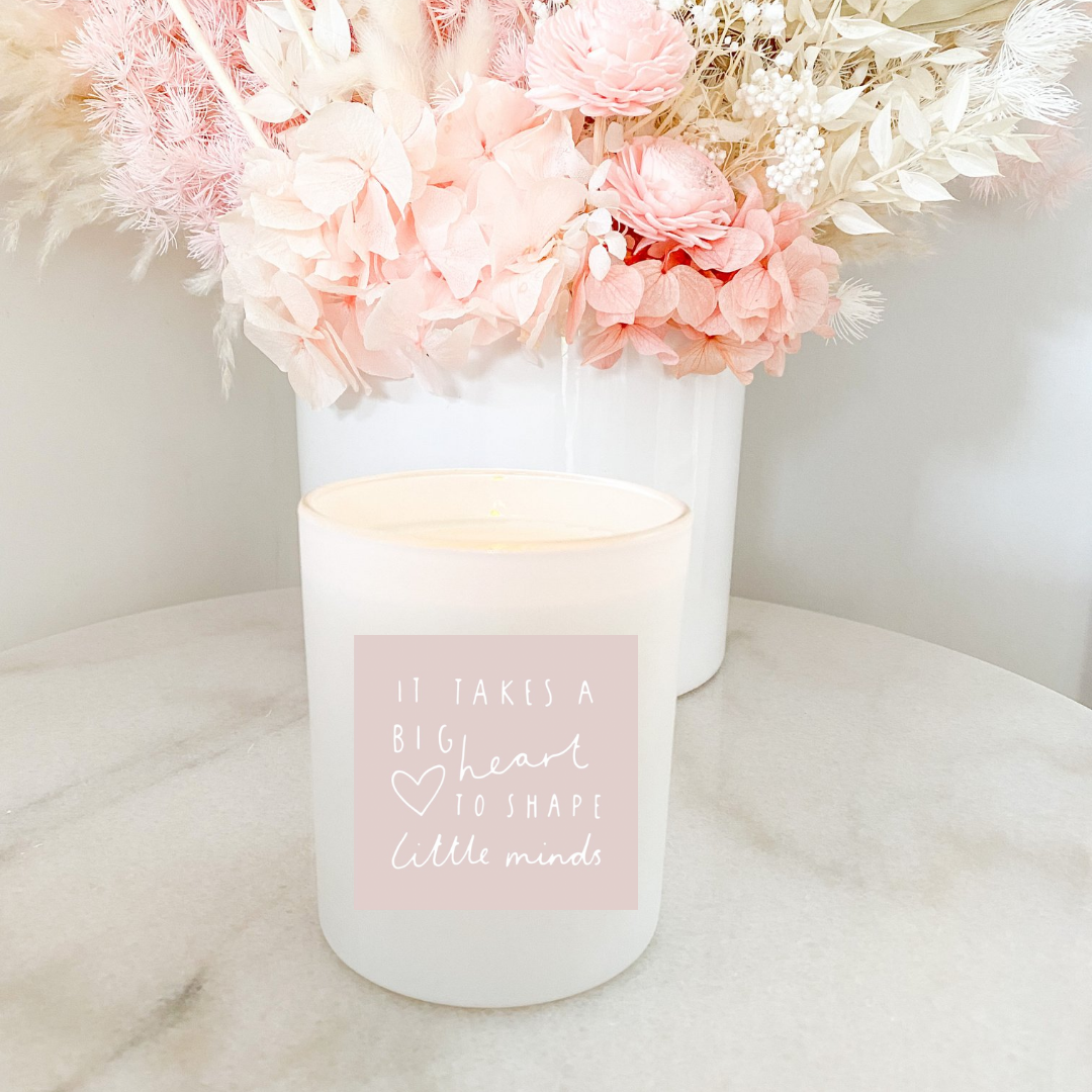 Hand poured 100% Natural Soy Christmas Teacher Candle | It Takes a Big Heart to Shape Little Minds | Medium Candle