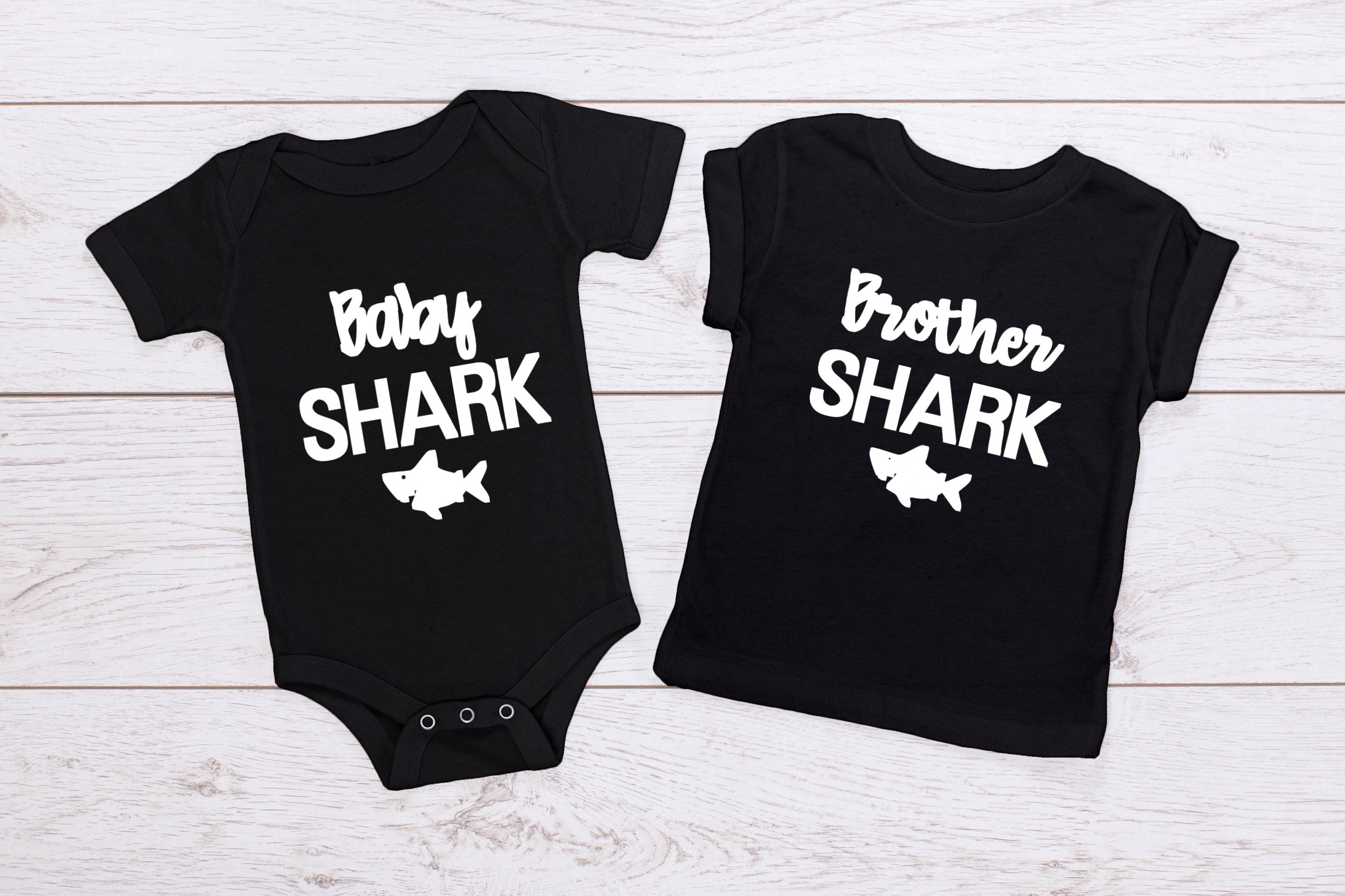 Family "Daddy Shark/ Mummy Shark/ Sister Shark/ Brother Shark/ Baby Shark" T-Shirt/ Romper