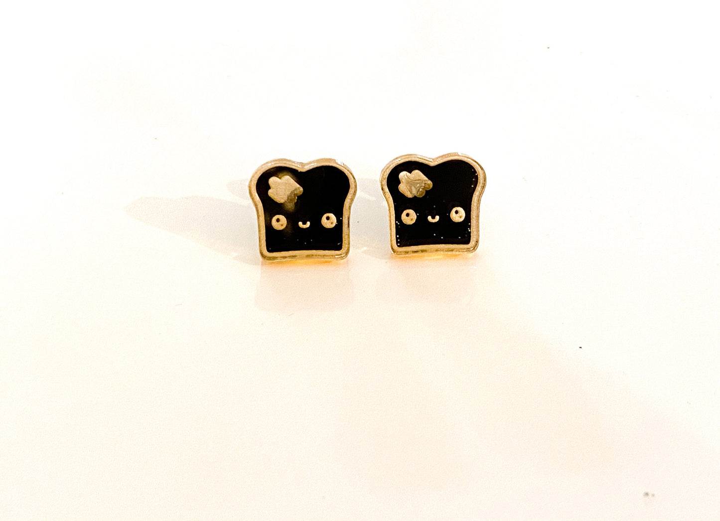 Aussie Toast Mirror Finish Acrylic Stud Earrings